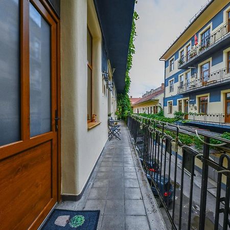 Glam Apartment Cluj Napoca Bagian luar foto