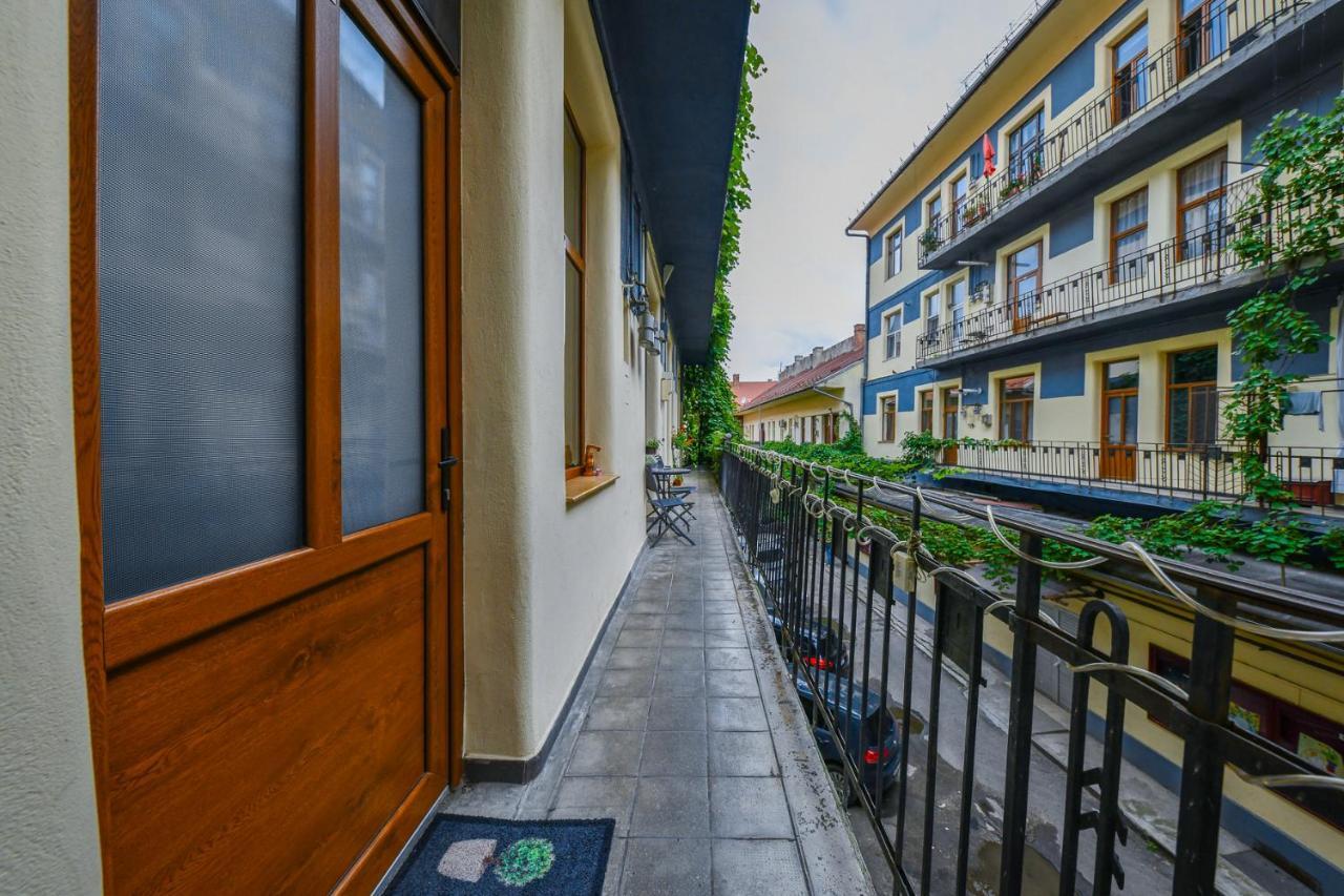 Glam Apartment Cluj Napoca Bagian luar foto