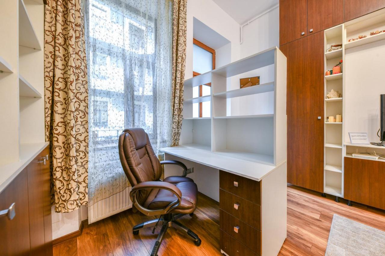 Glam Apartment Cluj Napoca Bagian luar foto
