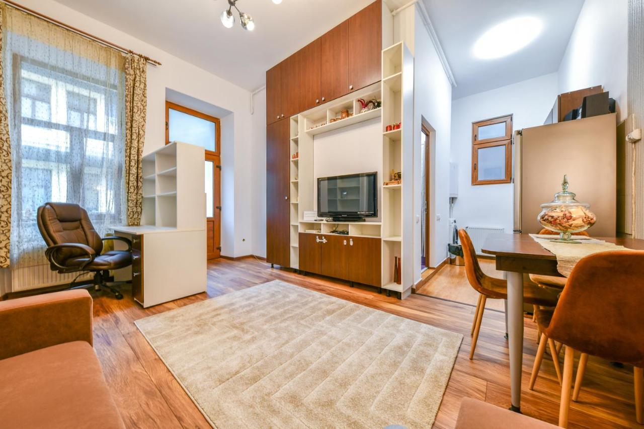 Glam Apartment Cluj Napoca Bagian luar foto