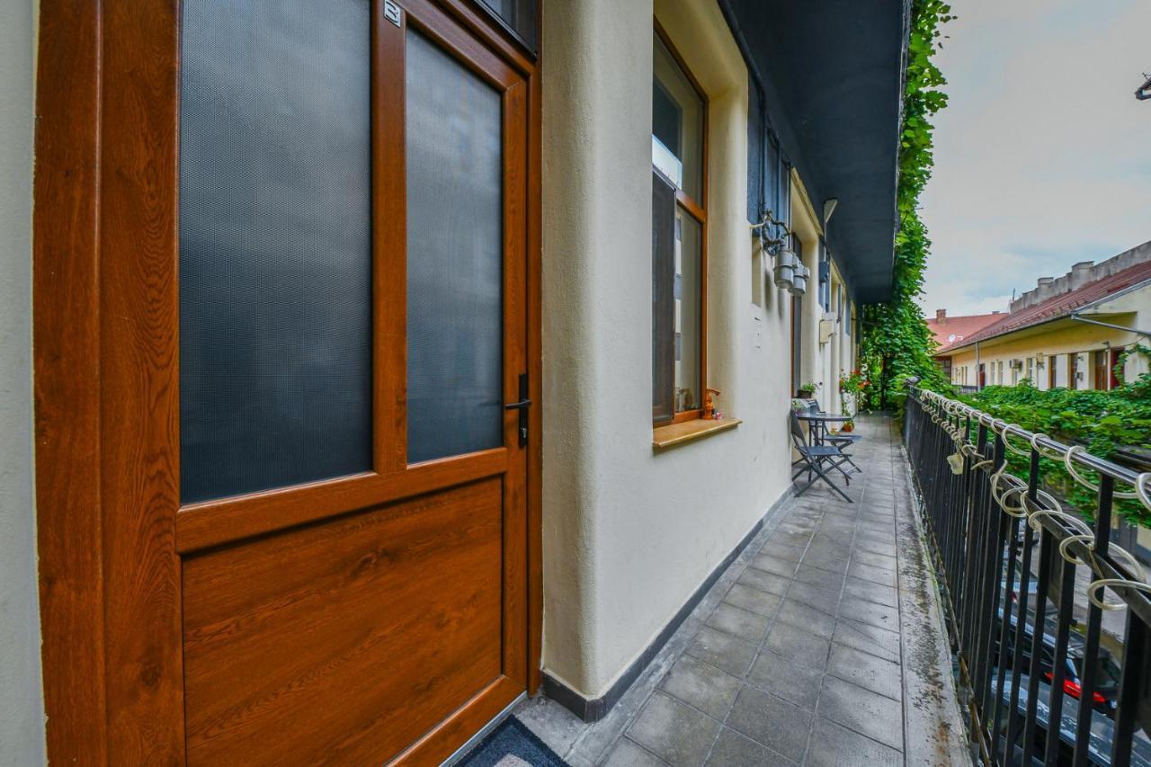 Glam Apartment Cluj Napoca Bagian luar foto